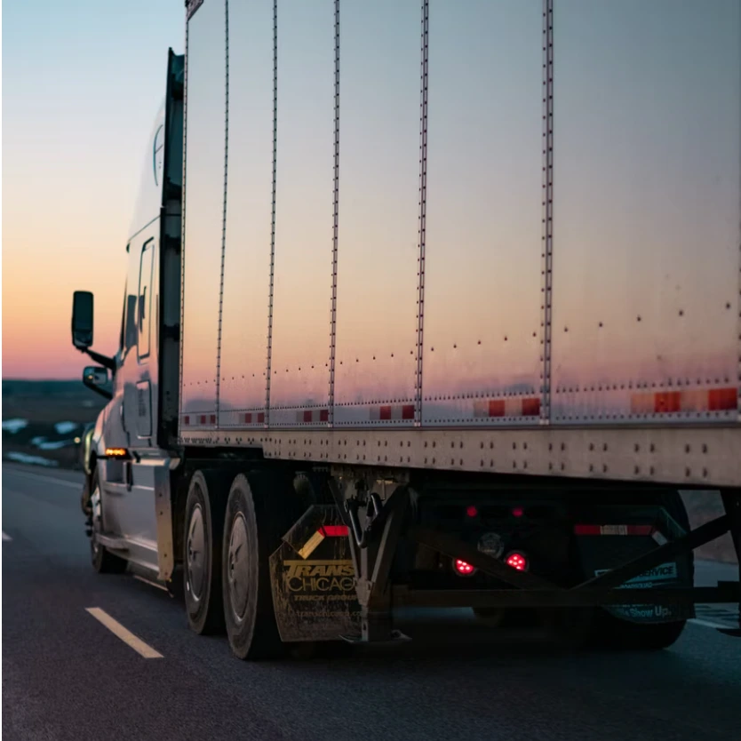 How AirFinder SuperTag Improves the Commercial Trucking Industry | Link Labs